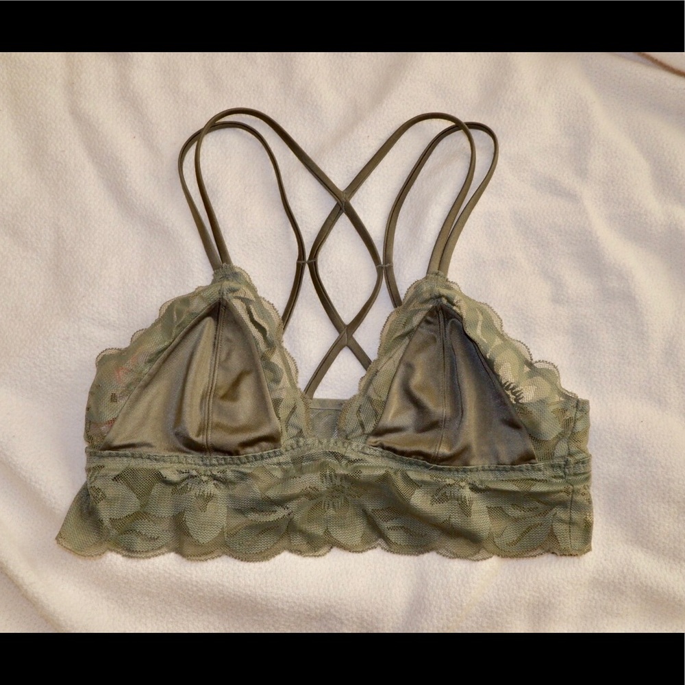 PINK Victoria’s Secret Wireless Bralette